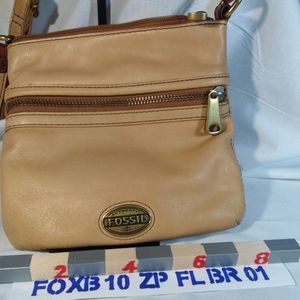 Fossil Cross Body Messenger Style Bag in Tan Leather §